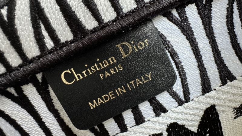 Christian Dior Shopping Bags